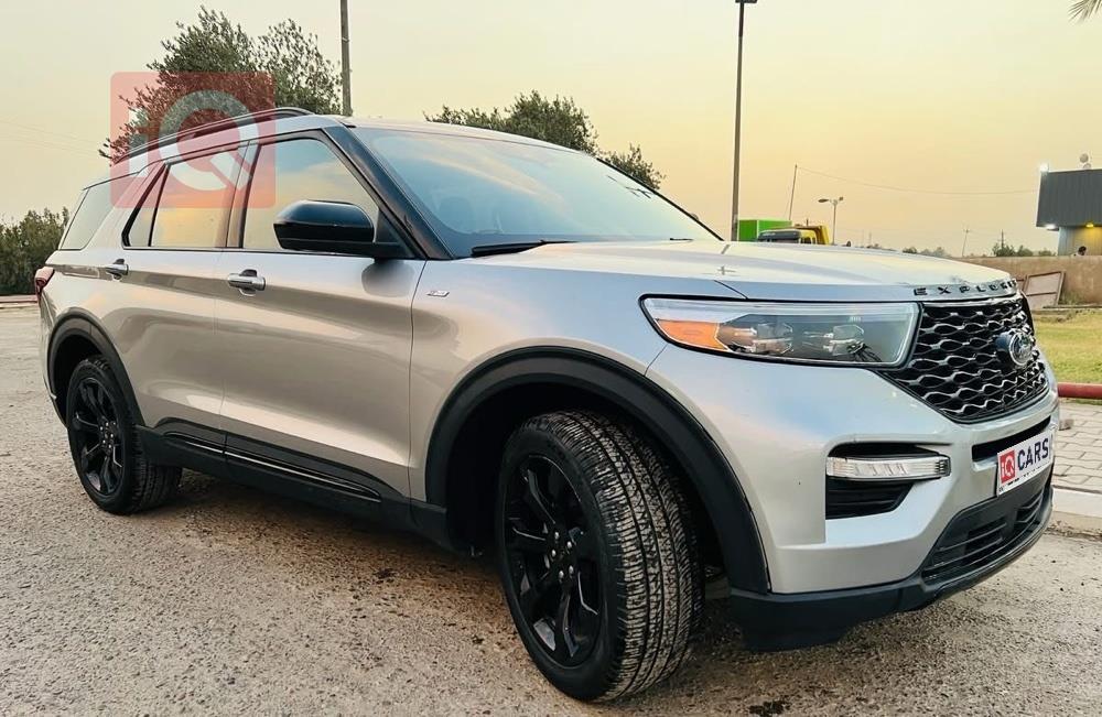 Ford Explorer